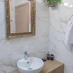 58 - 5' To Apartman *