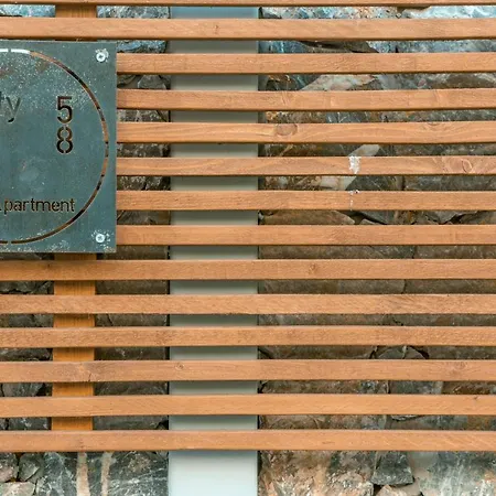 Apartament 58 - 5' To