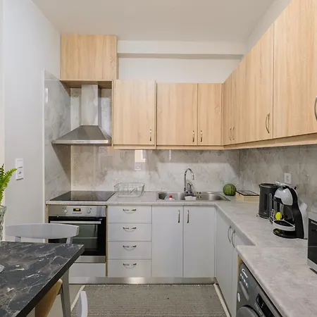 58 - 5' To Apartamento *